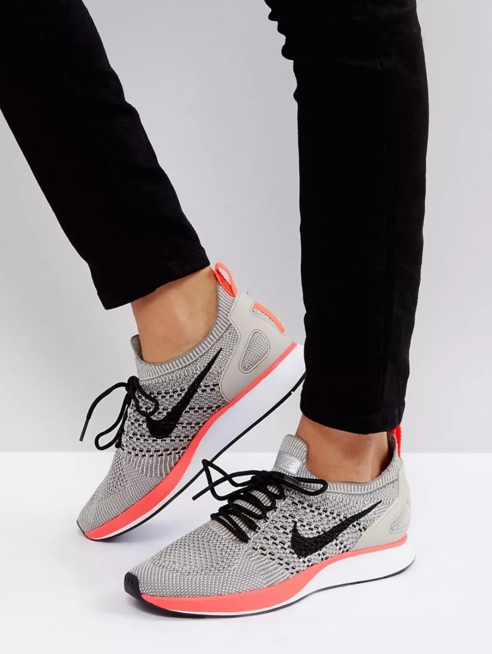 Nike Women’s Flyknit Racer Air Zoom Mariah Sneakers 7.5